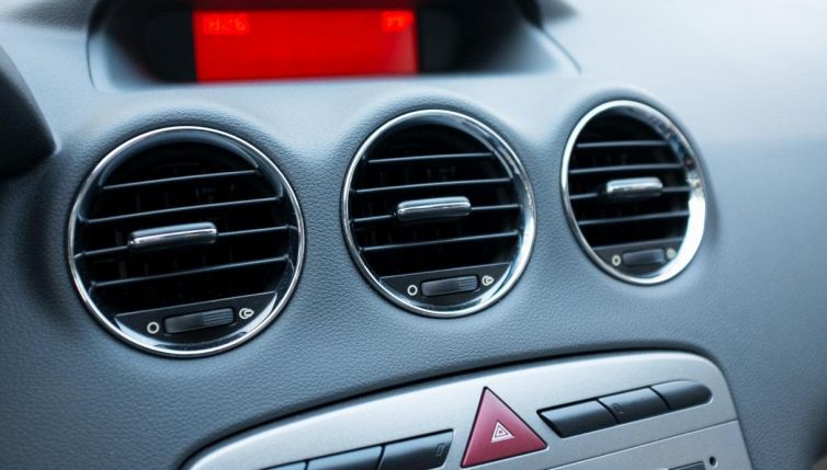 Aria condizionata in auto: quando scattano le sanzioni