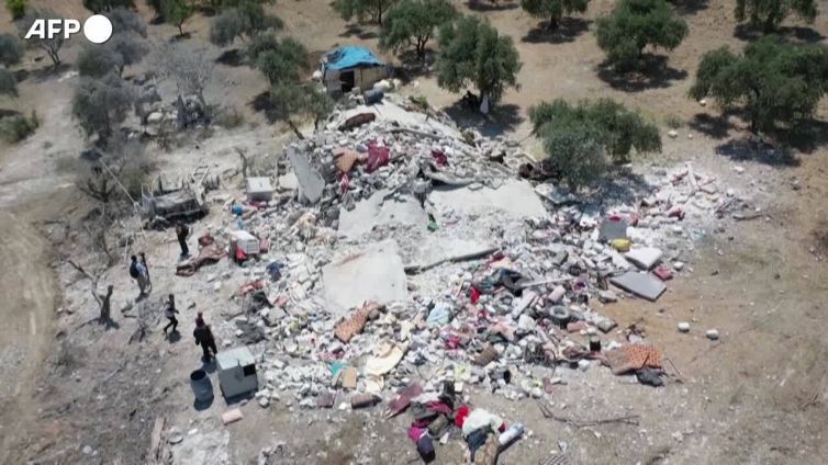 Siria, sette persone uccise negli attacchi russi su Idlib