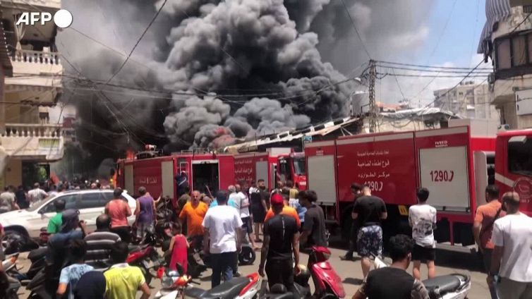 Libano, generatore esplode a Beirut: danni in un sobborgo
