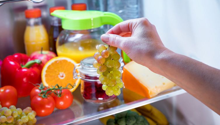 Uva, mantienila fresca per 1 mese con barattolo di vetro e acqua