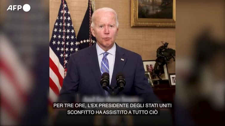 Assalto a Capitol Hill, Biden: "A Trump e' mancato il coraggio di agire"