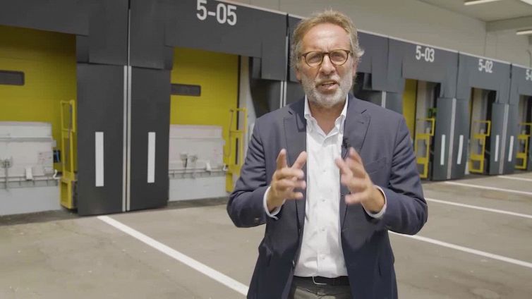 Ford Italia, con DHL consegne 'green' a bordo di E-Transit