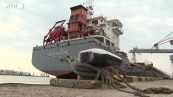 Ucraina, Zelensky supervisiona il primo carico di grano su una nave turca