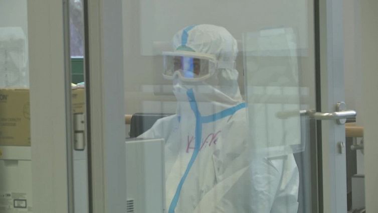 Fiaso: i ricoveri per covid sono stabili, ritardi sulla quarta dose