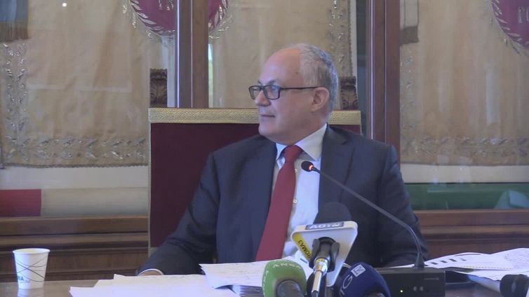 Rifiuti, Gualtieri: "Il 15 ottobre via libera definitivo a piano Roma"