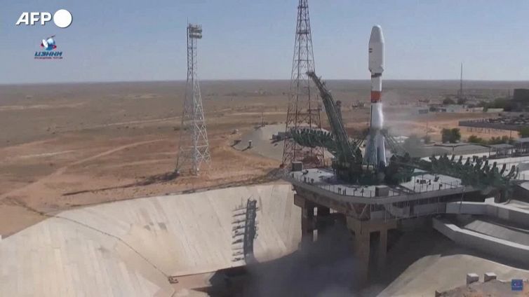 Il satellite iraniano Khayyam lanciato dalla Russia