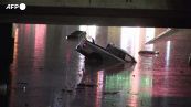 Maltempo negli Stati Uniti, inondazioni a Dallas: veicoli sommersi dall'acqua