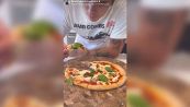 La pizza diventata virale: Brooklyn, il figlio di Beckham, fa infuriare gli italiani