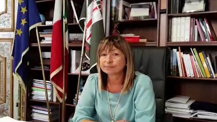Tesei: "Ad agosto record per l'aeroporto dell'Umbria"