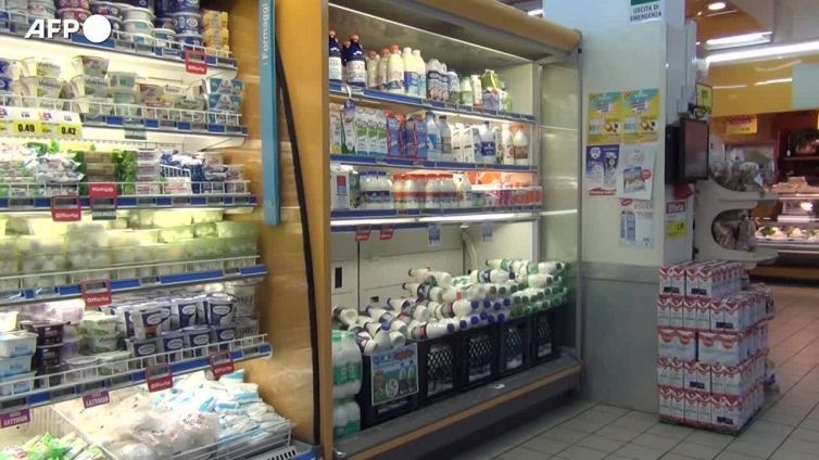 Allarme latte, rischio prezzo 2 euro al litro