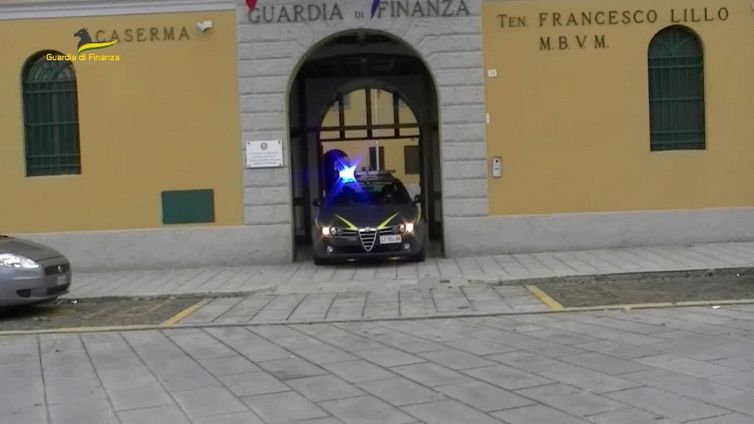 'Ndrangheta, azzerata cosca del figlio del boss della Comasina: 13 fermi
