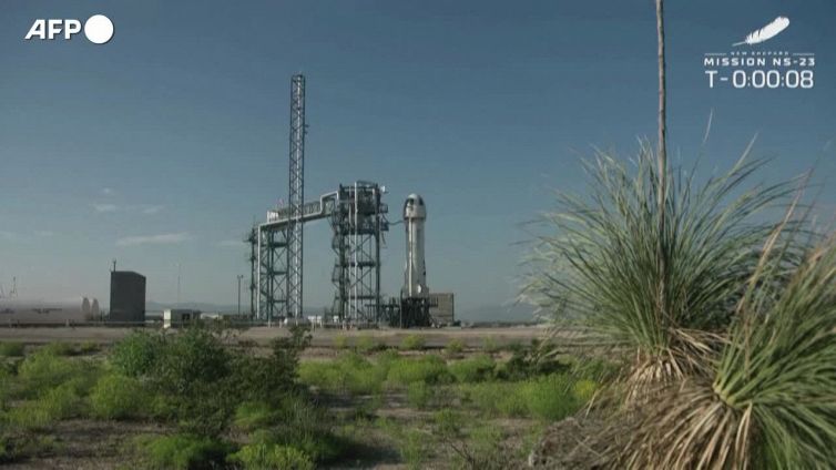 Spazio, missione fallita per la New Shepard di Bezos