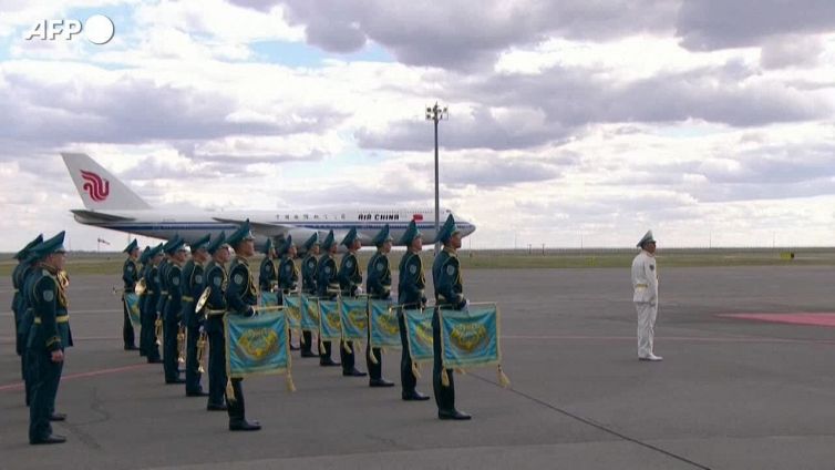 Xi in Kazakistan, primo viaggio all'estero da inizio 2020