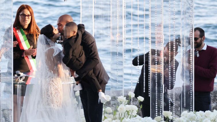 Marcell Jacobs e Nicole Daza hanno detto si', nozze sul lago di Garda