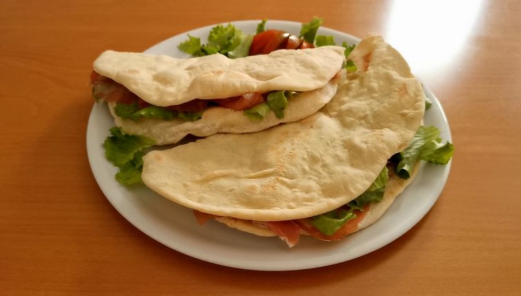 La ricetta della piadina al prosciutto