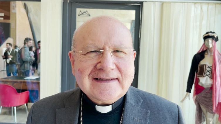 Mons. Sorrentino: "E' il tempo di una nuova economia mondiale"