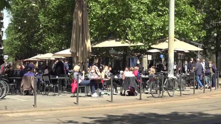 Bar e pizzerie, proroga a fine anno per i dehors