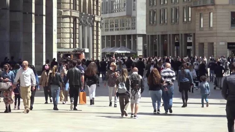 Il Pil meglio delle attese nel 2021, ma "ora mesi duri"