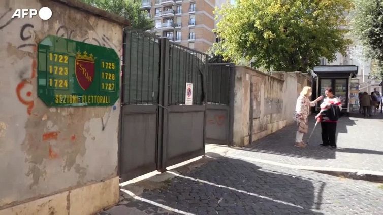 Cei: "Eletti siano al servizio di tutti, specie degli ultimi"