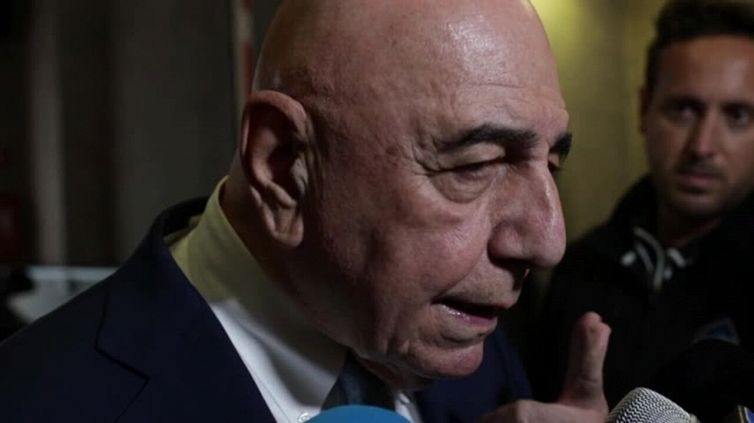 Calcio: Galliani, San Siro non si può ristrutturare