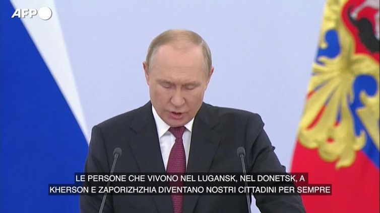 Putin: "Le regioni ucraine annesse sono nostre per sempre"