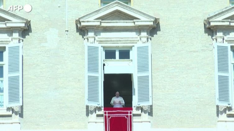Papa: "Putin fermi la spirale di violenza e morte"