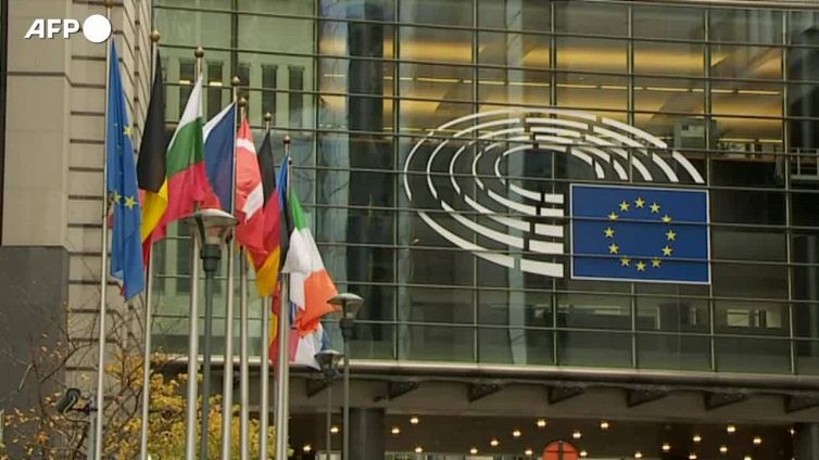 Un caricabatterie unico nell'Ue entro il 2024