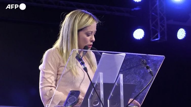 Meloni frena la polemica con Draghi sui ritardi del Pnrr