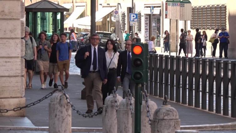 Calenda: " A Letta replico: ti ho mandato un piano. Rispondi?"