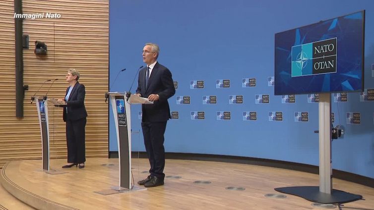 Stoltenberg: "La Nato fara' un'esercitazione nucleare di routine"