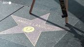 Angela Lansbury, fiori e commozione sulla Walk of Fame