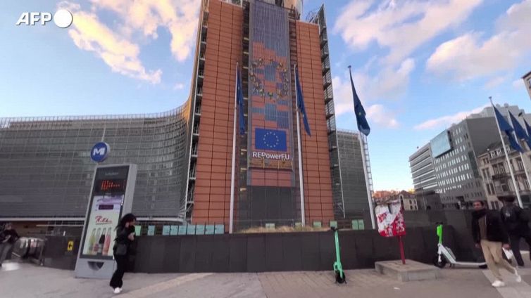 Bruxelles vara la proposta su Price Cap, ma e' ancora scontro