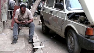 Trasforma una vecchia Fiat 127 del 1985 in auto elettrica