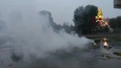 Deposito in fiamme nel Pavese: l'intervento dei vigili del fuoco