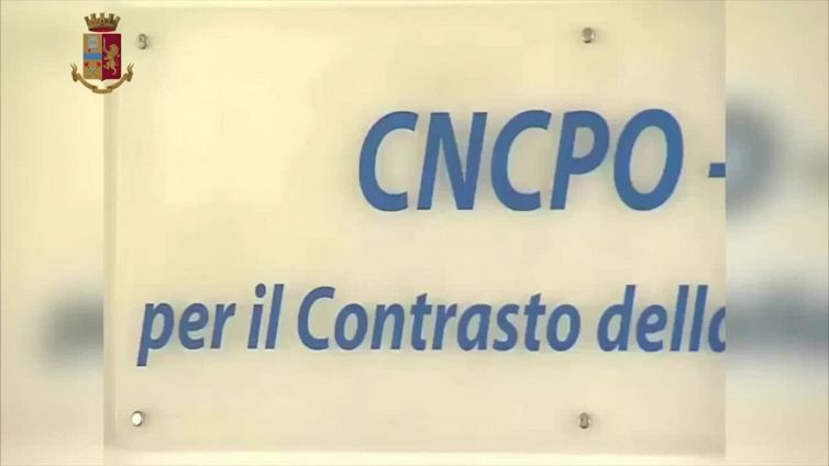 Pedopornografia, detenevano migliaia di file: 24 indagati