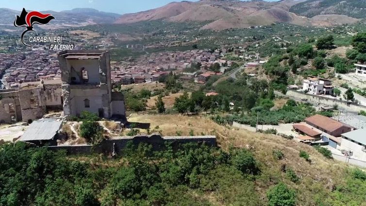 Mafia, colpo a clan palermitano, sei arresti