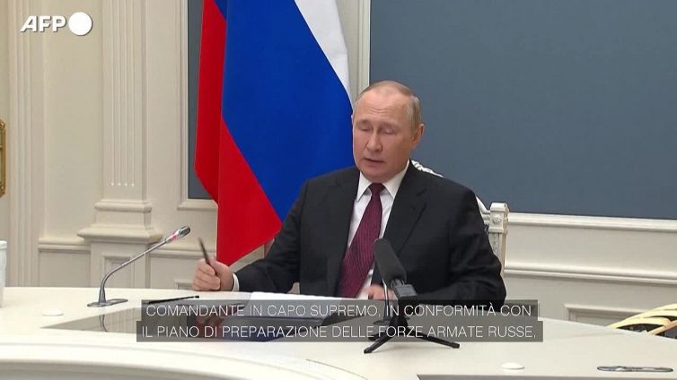 Mosca: "Esercitazioni nucleari in risposta a un eventuale attacco del nemico"