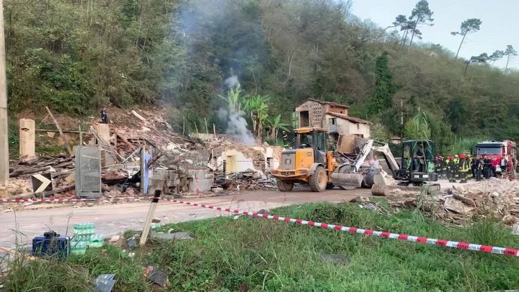 Esplosione di una palazzina a Lucca, morto anche l'uomo disperso