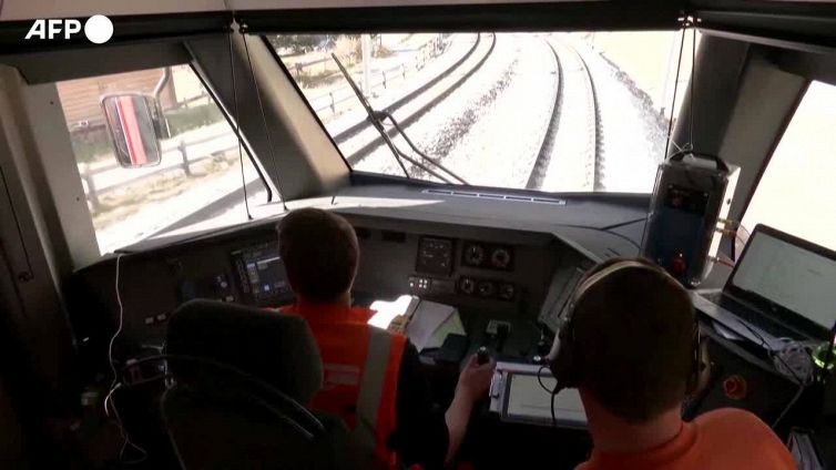 In Svizzera il treno passeggeri piu' lungo al mondo