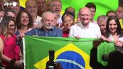 Lula torna presidente, Bolsonaro sconfitto di un soffio