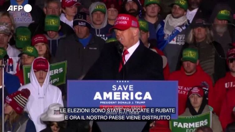 Usa, Trump: "Tenetevi pronti, molto probabilmente mi ricandido"
