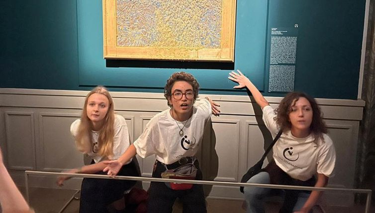 Attivisti contro opere d'arte, è successo anche in Italia: cosa rischiano ora