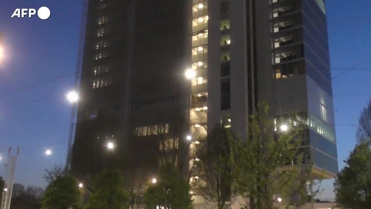 Intesa a 'esposizione zero' in Russia, utile 3,3 miliardi