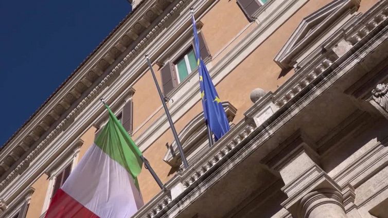 Prima apertura Camera a cittadini, con mostra foto Ansa