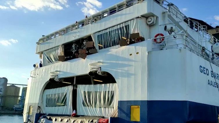 Migranti, richiesta di aiuto dalla nave Geo Barents: "Help us"