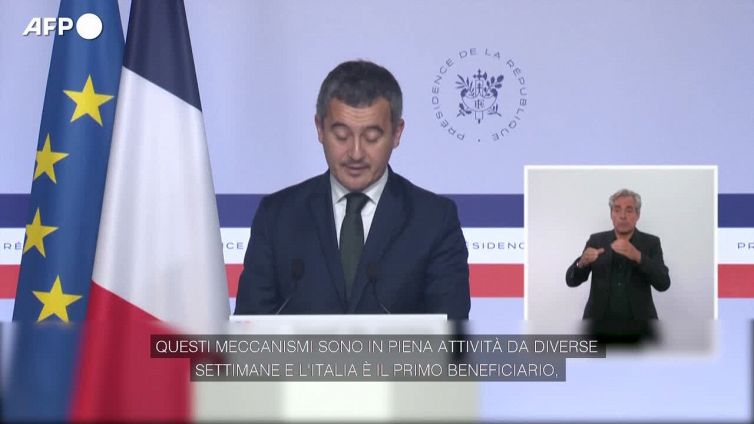 Migranti, Darmanin: "La Francia sospende la ricollocazione dei 3.500 rifugiati"
