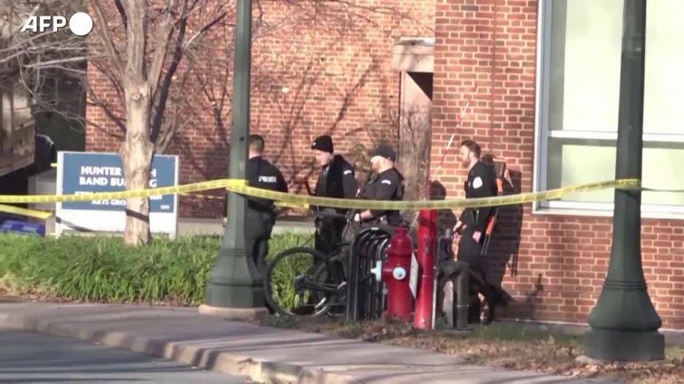 Usa, studente spara nel campus dell'Universita' della Virginia: 3 morti