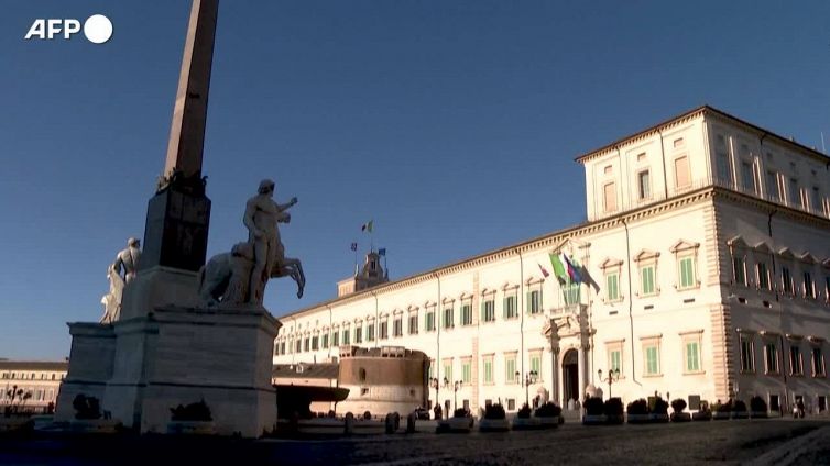 Mattarella riapre con Macron ma ora tocca al governo