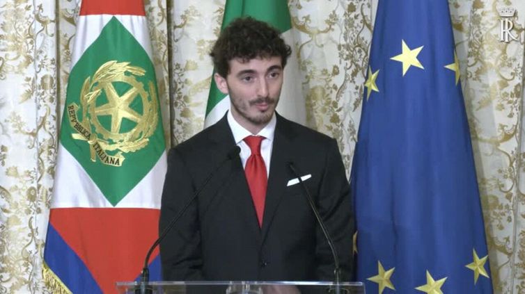 Bagnaia al Quirinale: "Bello vincere con una moto italiana"