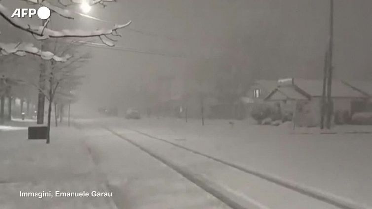 Maltempo, pioggia ghiacciata e neve sul Nord-est americano